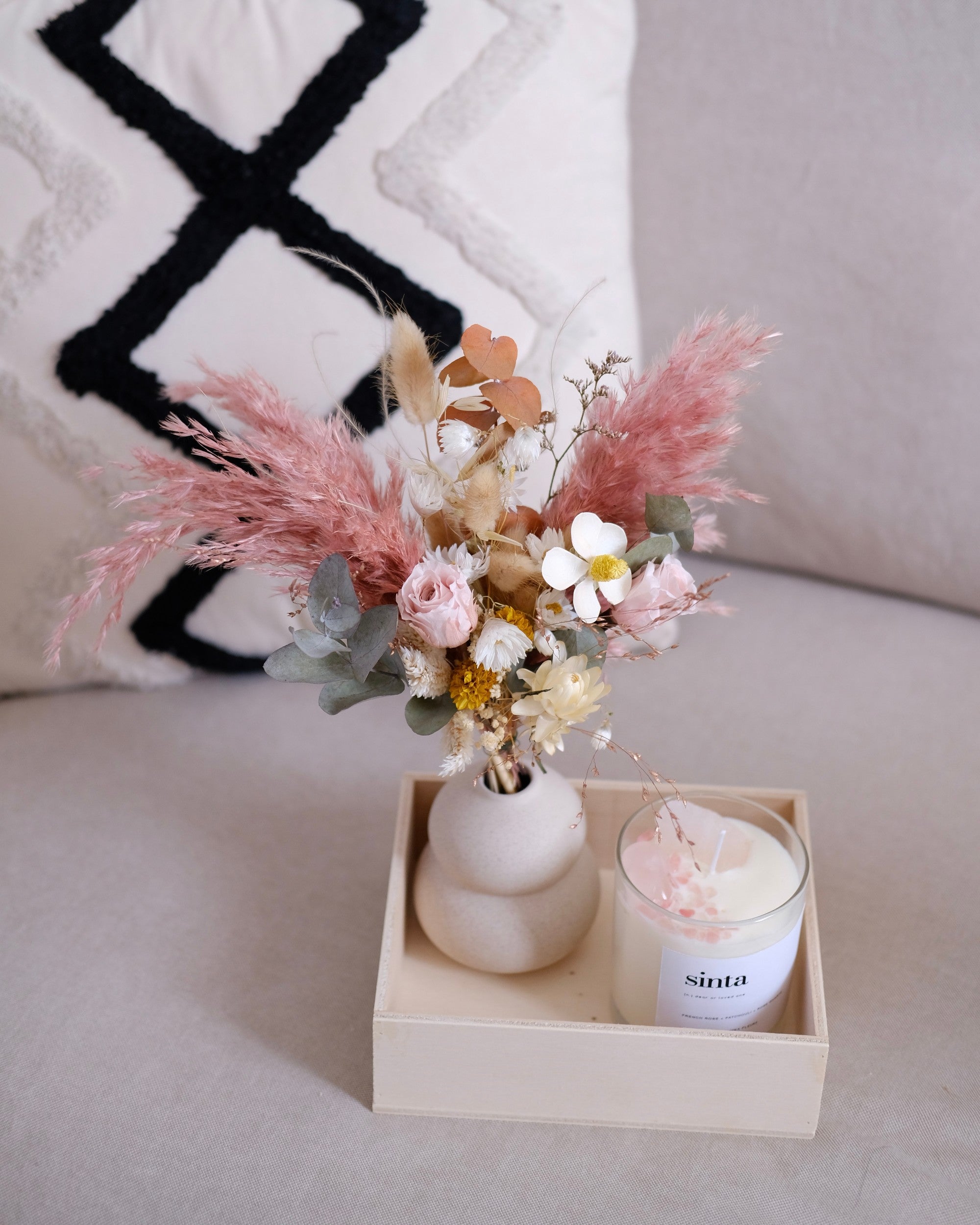 Set vaso di fiori e candela