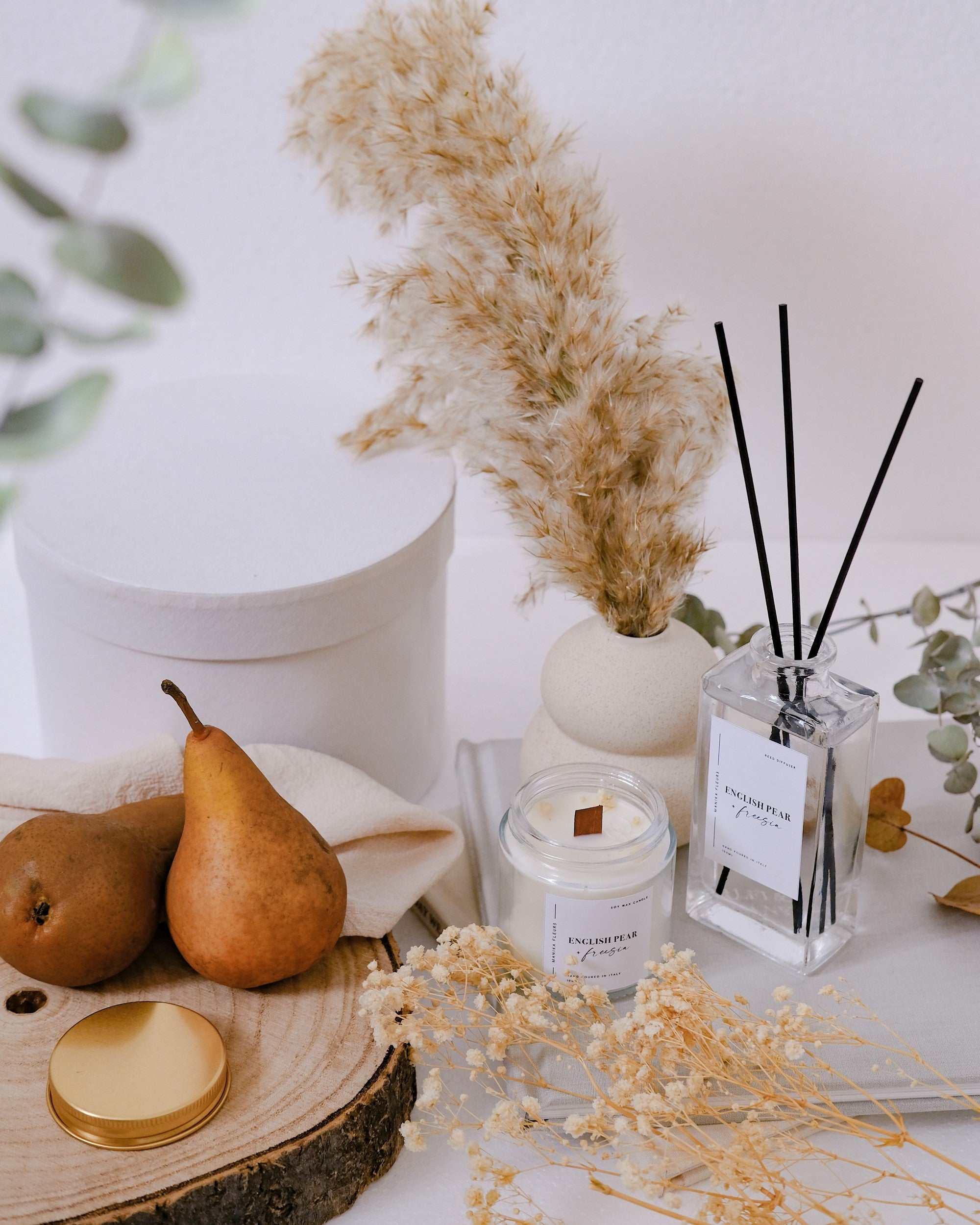 English Pear Freesia - Reed