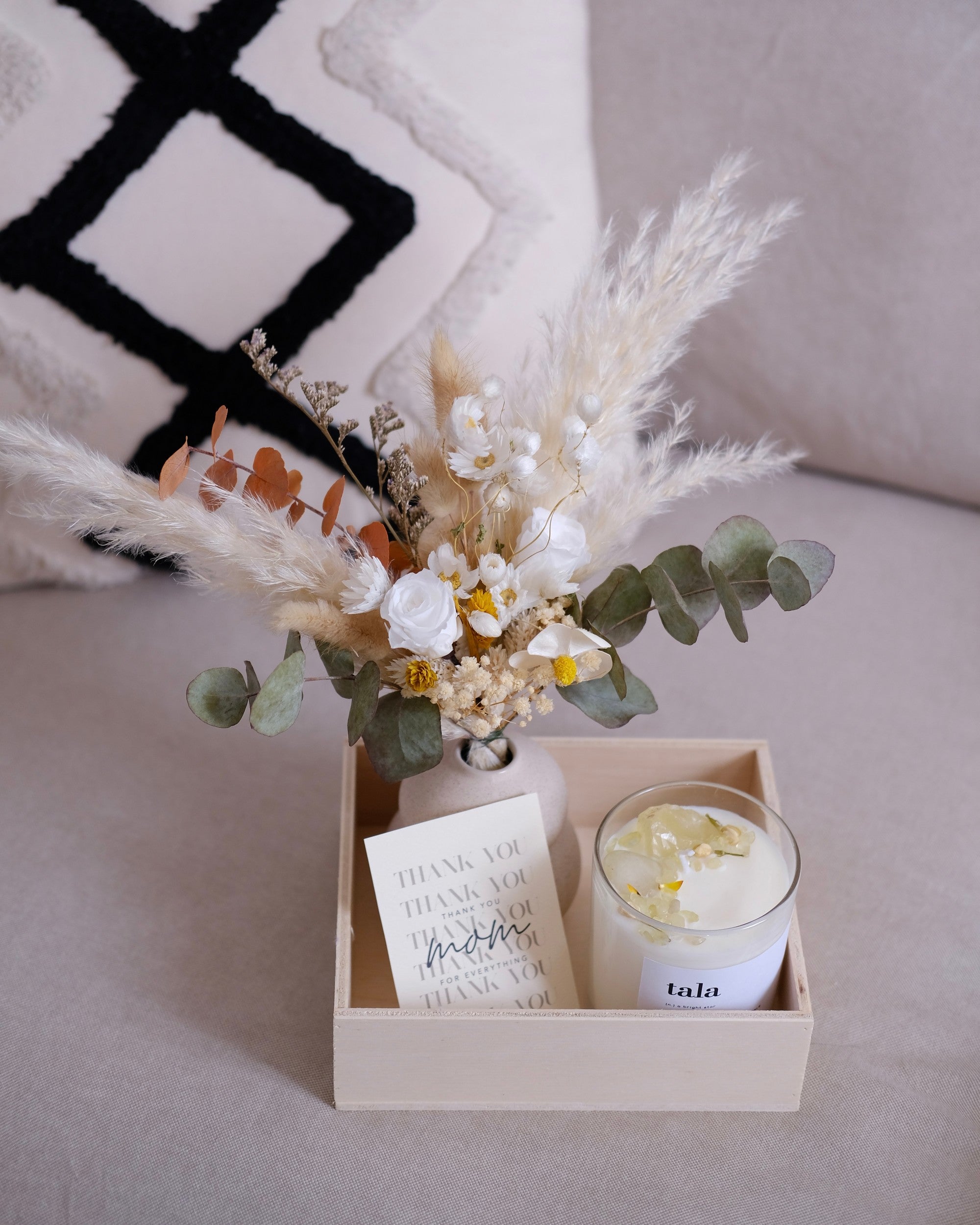 Set vaso di fiori e candela